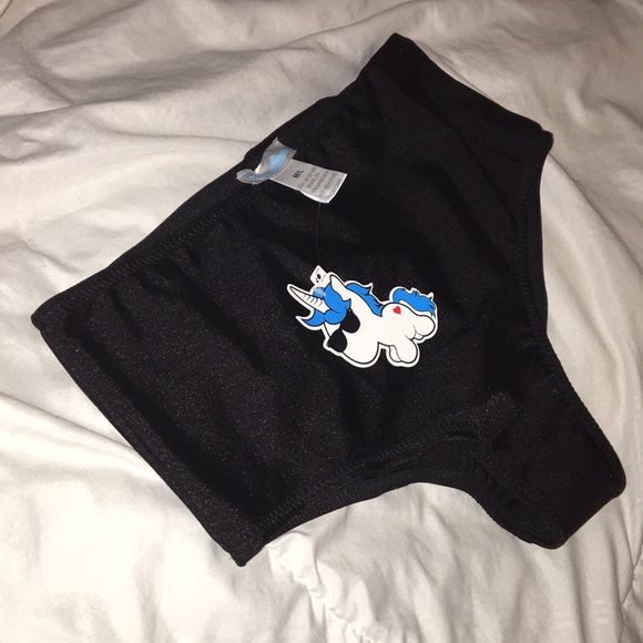 iHeartRaves booty shorts - Picture 4 of 5